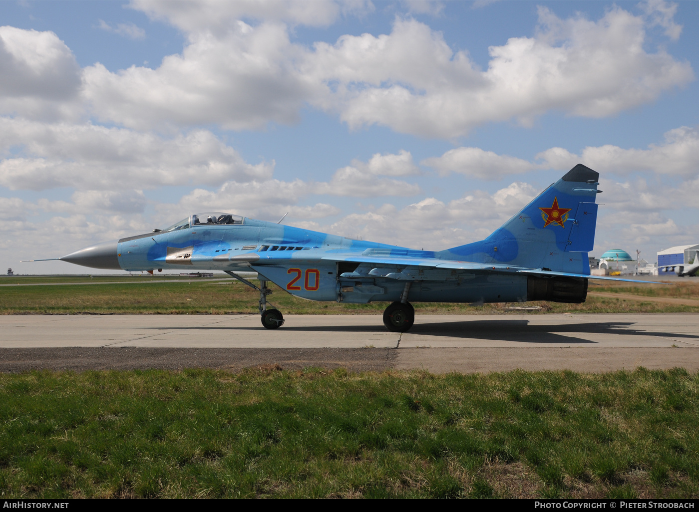 Aircraft Photo of 20 | Mikoyan-Gurevich MiG-29 | Kazakhstan - Air Force | AirHistory.net #600986