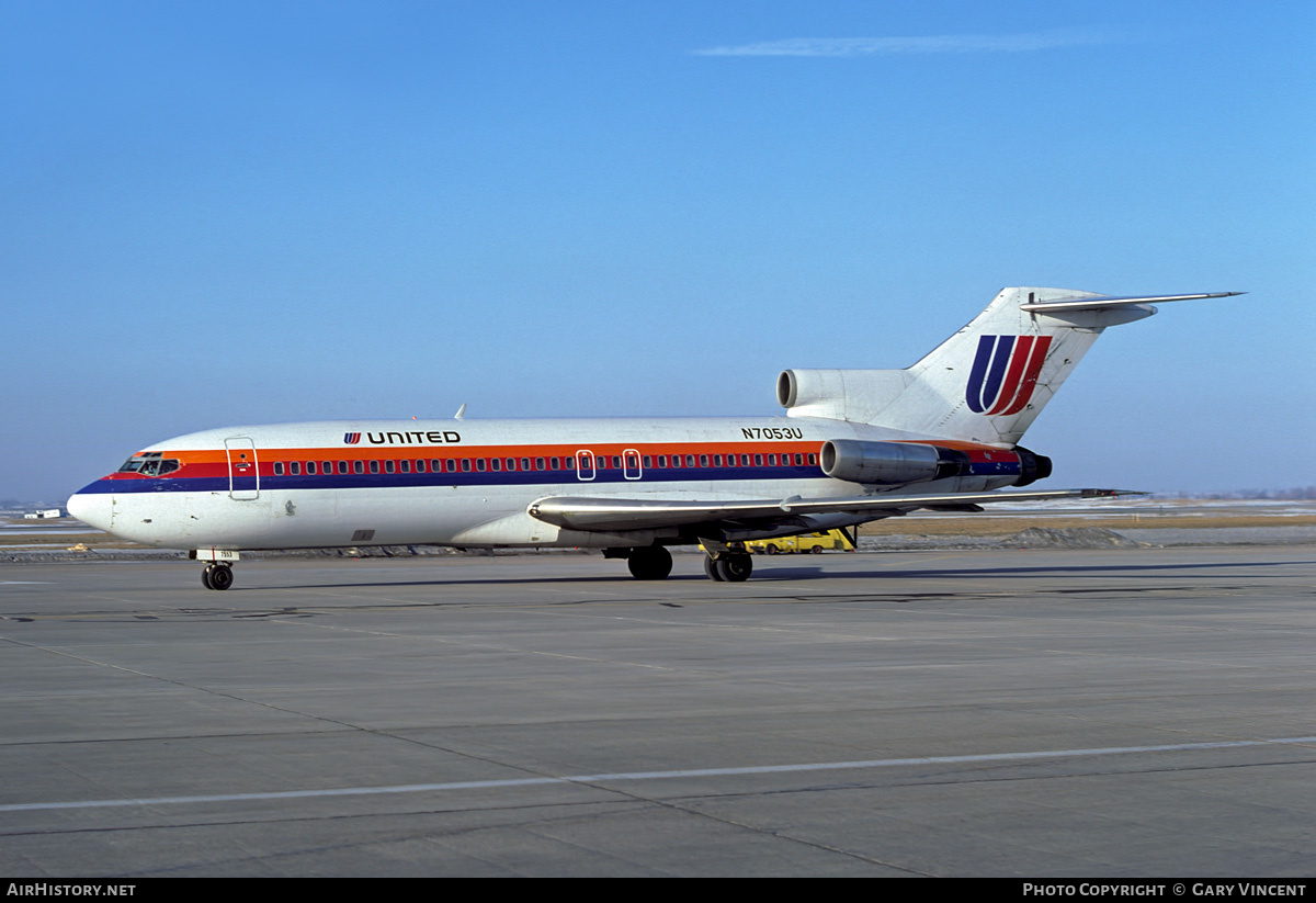 Aircraft Photo of N7053U | Boeing 727-22 | United Airlines | AirHistory.net #601014