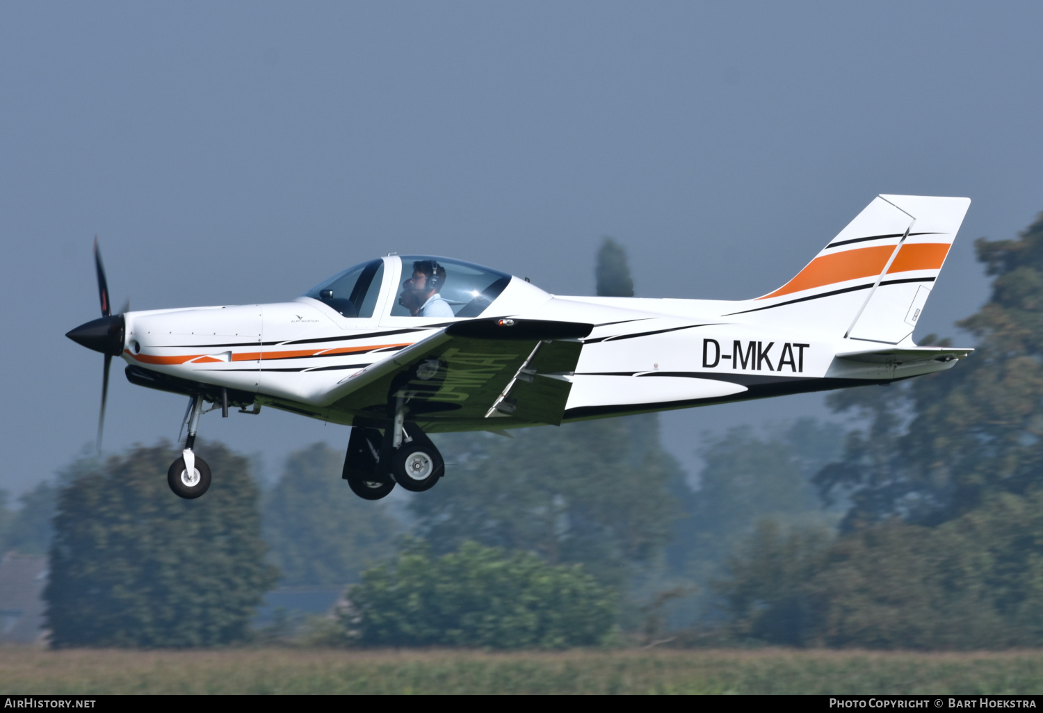 Aircraft Photo of D-MKAT | Alpi Pioneer 300 | AirHistory.net #601210