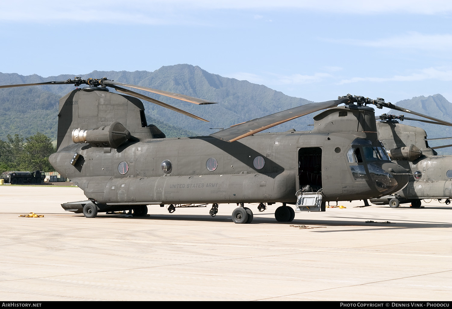 Aircraft Photo of 87-0086 / 0-70086 | Boeing CH-47D Chinook (414) | USA - Army | AirHistory.net #601248