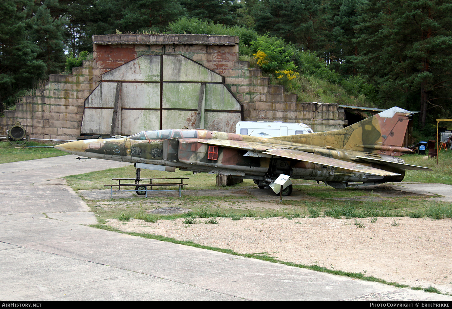 Aircraft Photo of 2057 / 103 | Mikoyan-Gurevich MiG-23UB | Germany - Air Force | AirHistory.net #601327