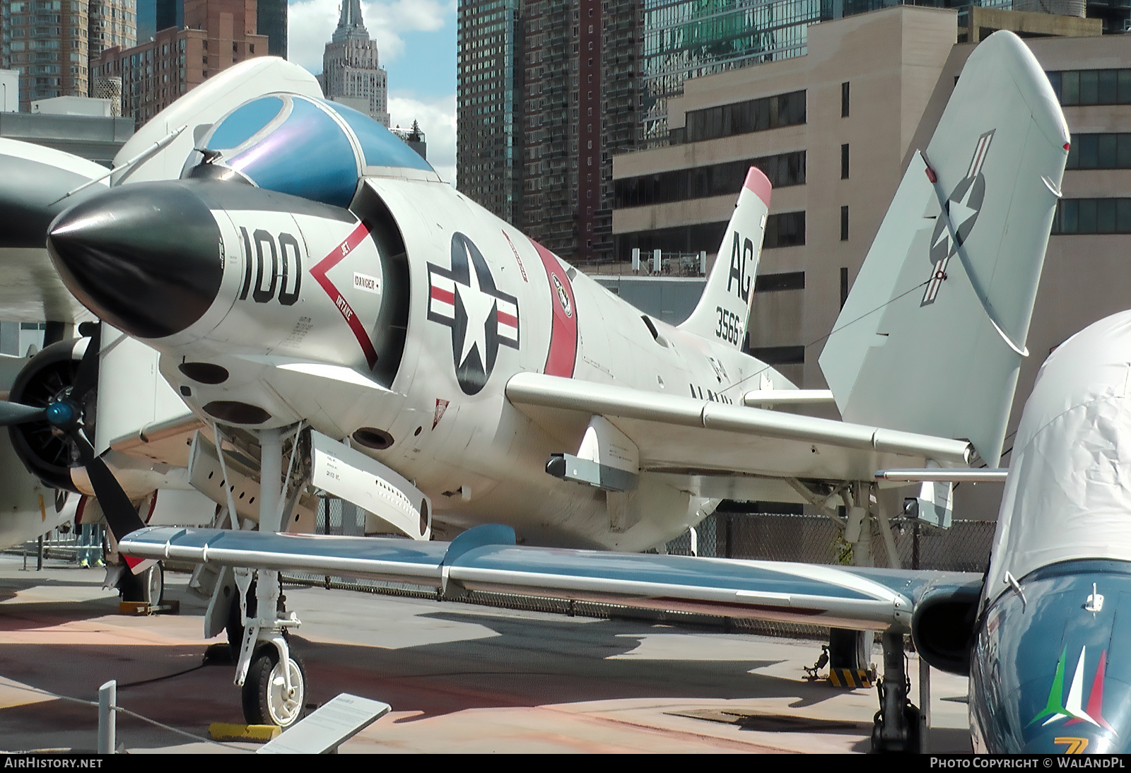 Aircraft Photo of 133566 / 3566 | McDonnell F-3C Demon | USA - Navy | AirHistory.net #601330