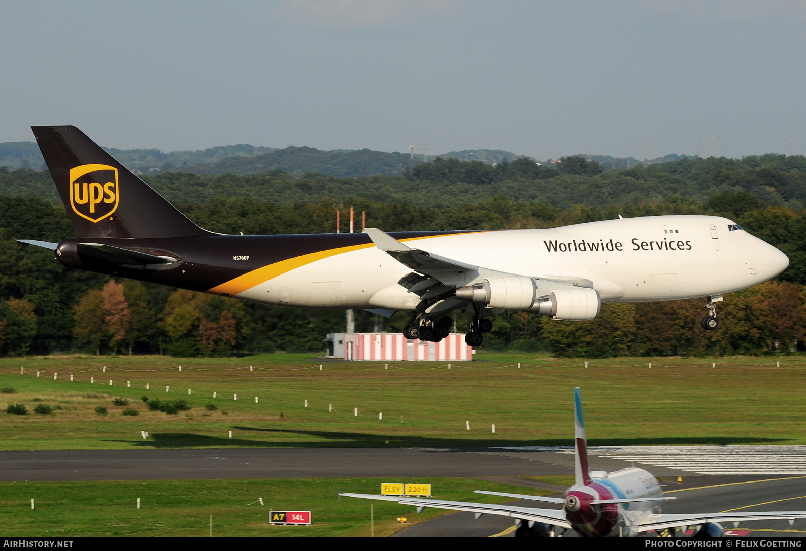 Aircraft Photo of N570UP | Boeing 747-44AF/SCD | United Parcel Service - UPS | AirHistory.net #601332