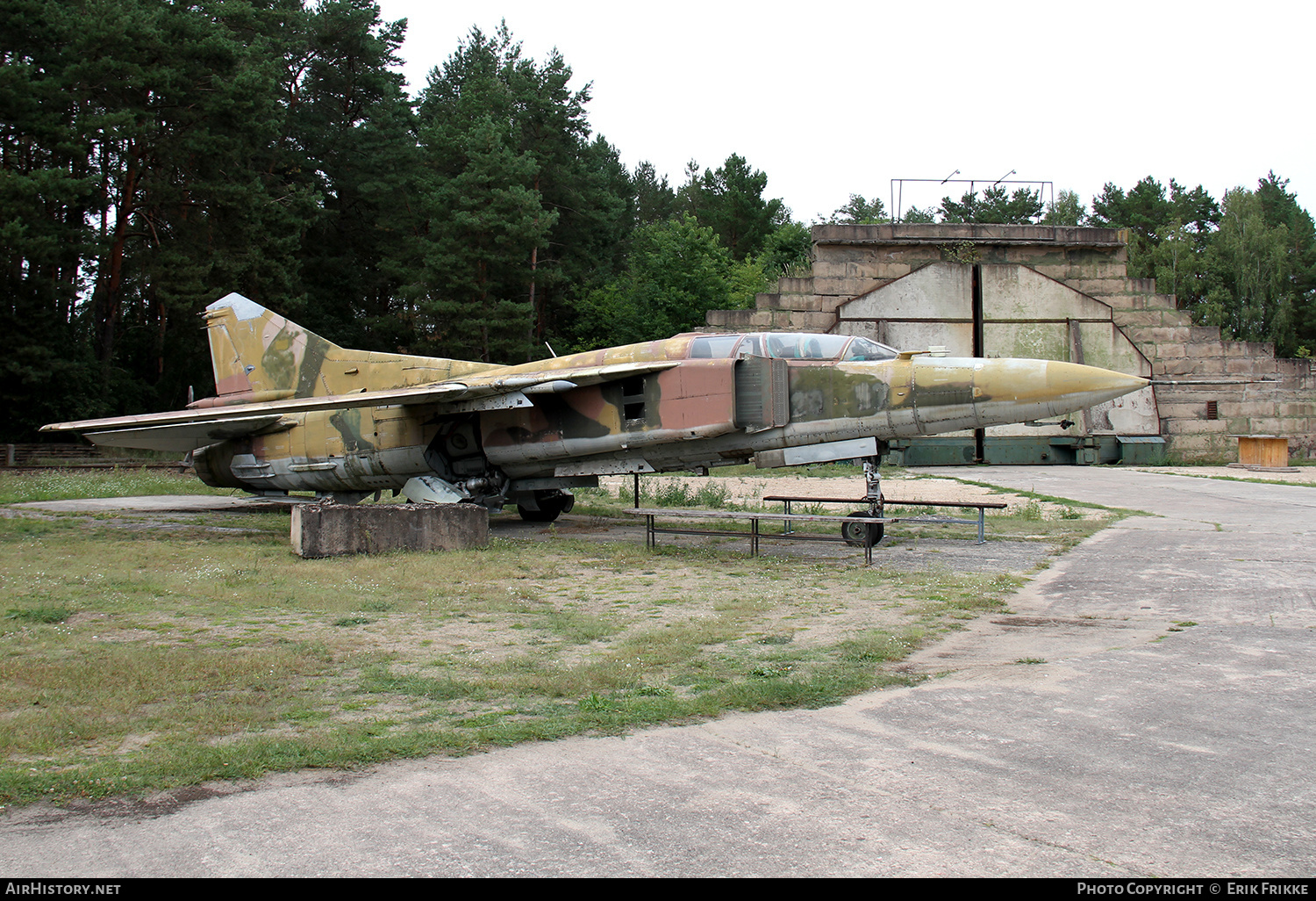 Aircraft Photo of 2057 / 103 | Mikoyan-Gurevich MiG-23UB | AirHistory.net #601382