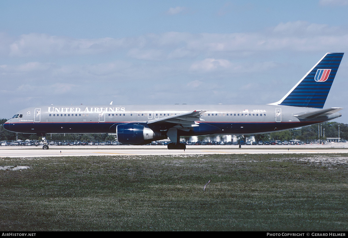 Aircraft Photo of N581UA | Boeing 757-222 | United Airlines | AirHistory.net #601505