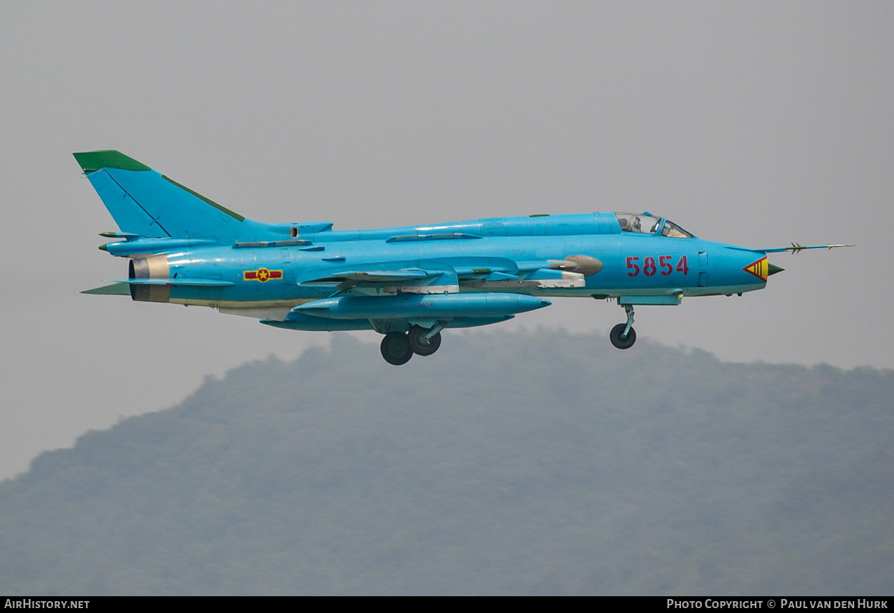 Aircraft Photo of 5854 | Sukhoi Su-22M4 | Vietnam - Air Force | AirHistory.net #601509