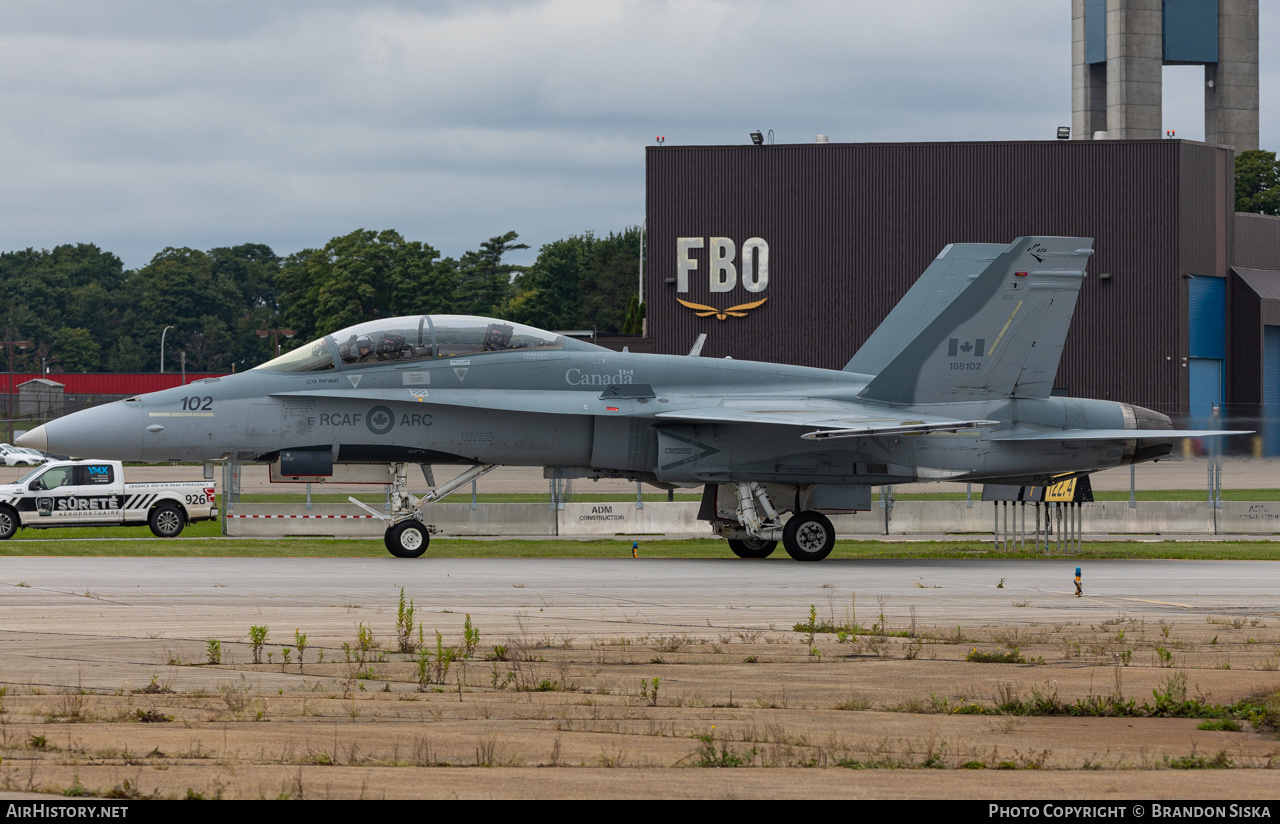 Aircraft Photo of 188102 / 102 | McDonnell Douglas CF-188B Hornet | Canada - Air Force | AirHistory.net #601633