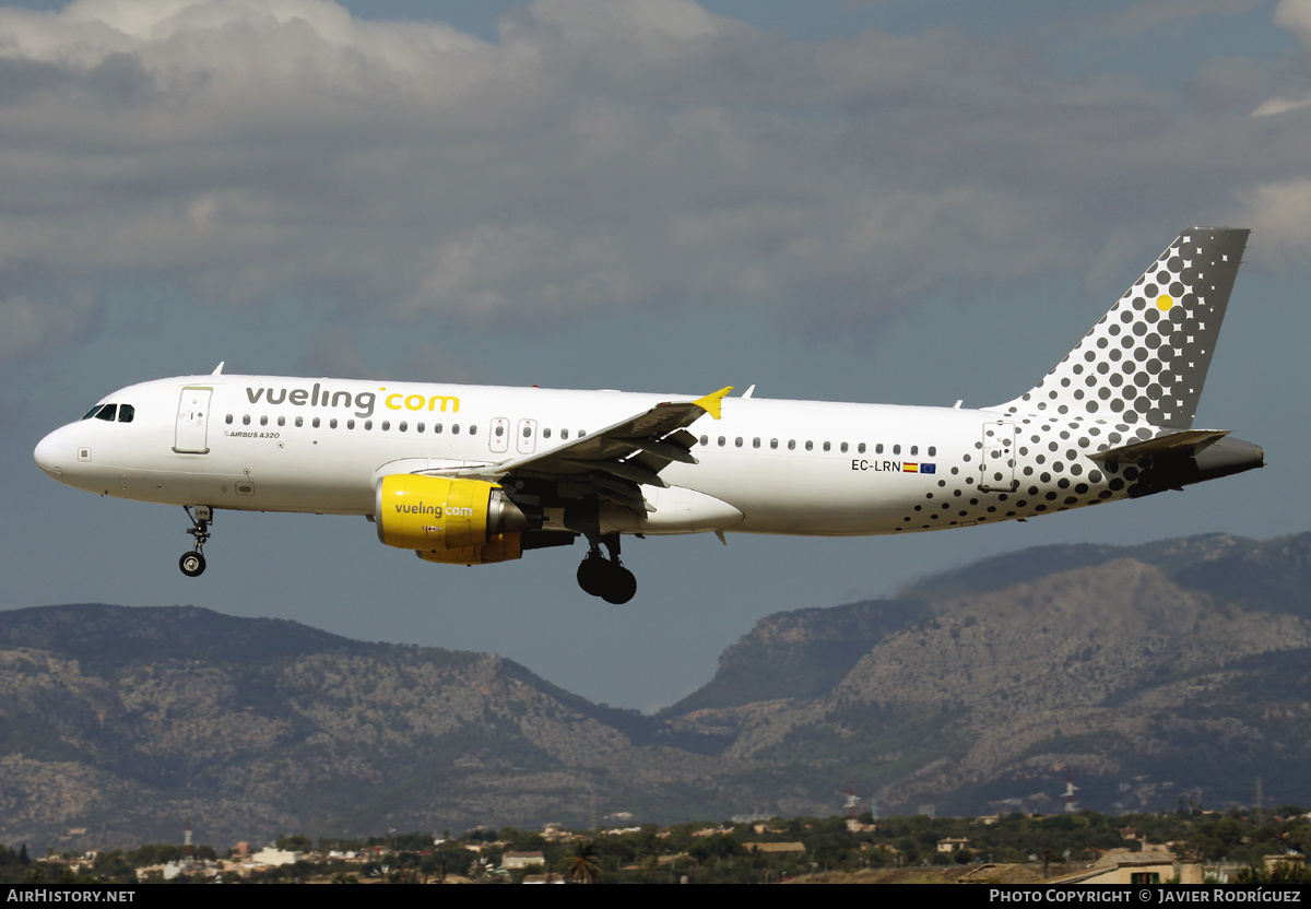 Aircraft Photo of EC-LRN | Airbus A320-214 | Vueling Airlines | AirHistory.net #601774
