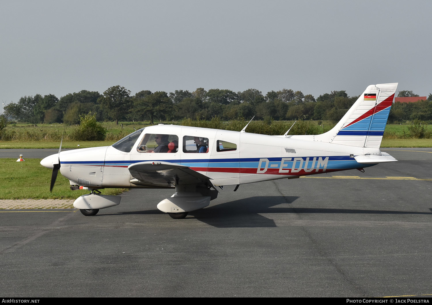 Aircraft Photo of D-EDUM | Piper PA-28-181 Archer II | AirHistory.net #601869