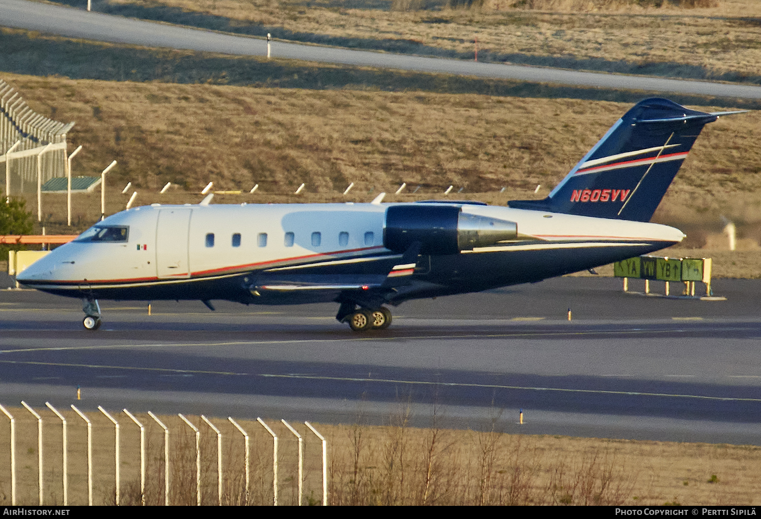 Aircraft Photo of N605VV | Bombardier Challenger 605 (CL-600-2B16) | AirHistory.net #601873