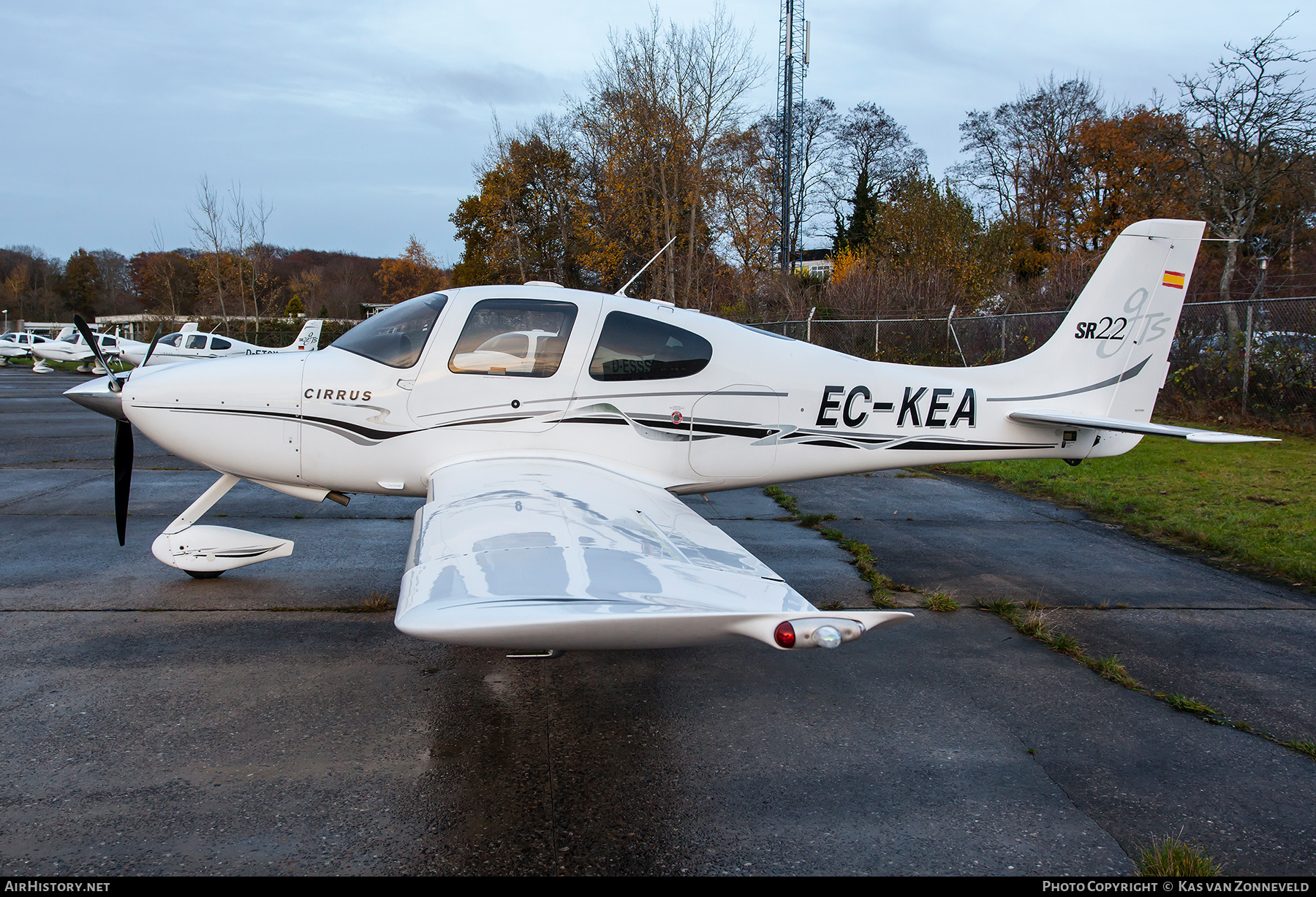 Aircraft Photo of EC-KEA | Cirrus SR-22 G2-GTS | AirHistory.net #601882