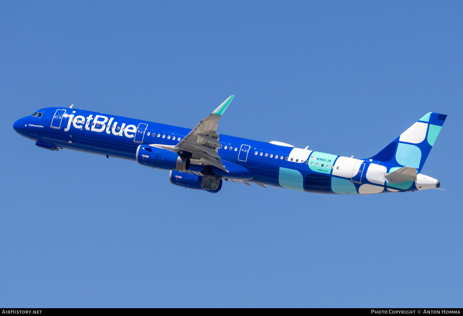 Aircraft Photo of N982JB | Airbus A321-231 | JetBlue Airways | AirHistory.net #601909