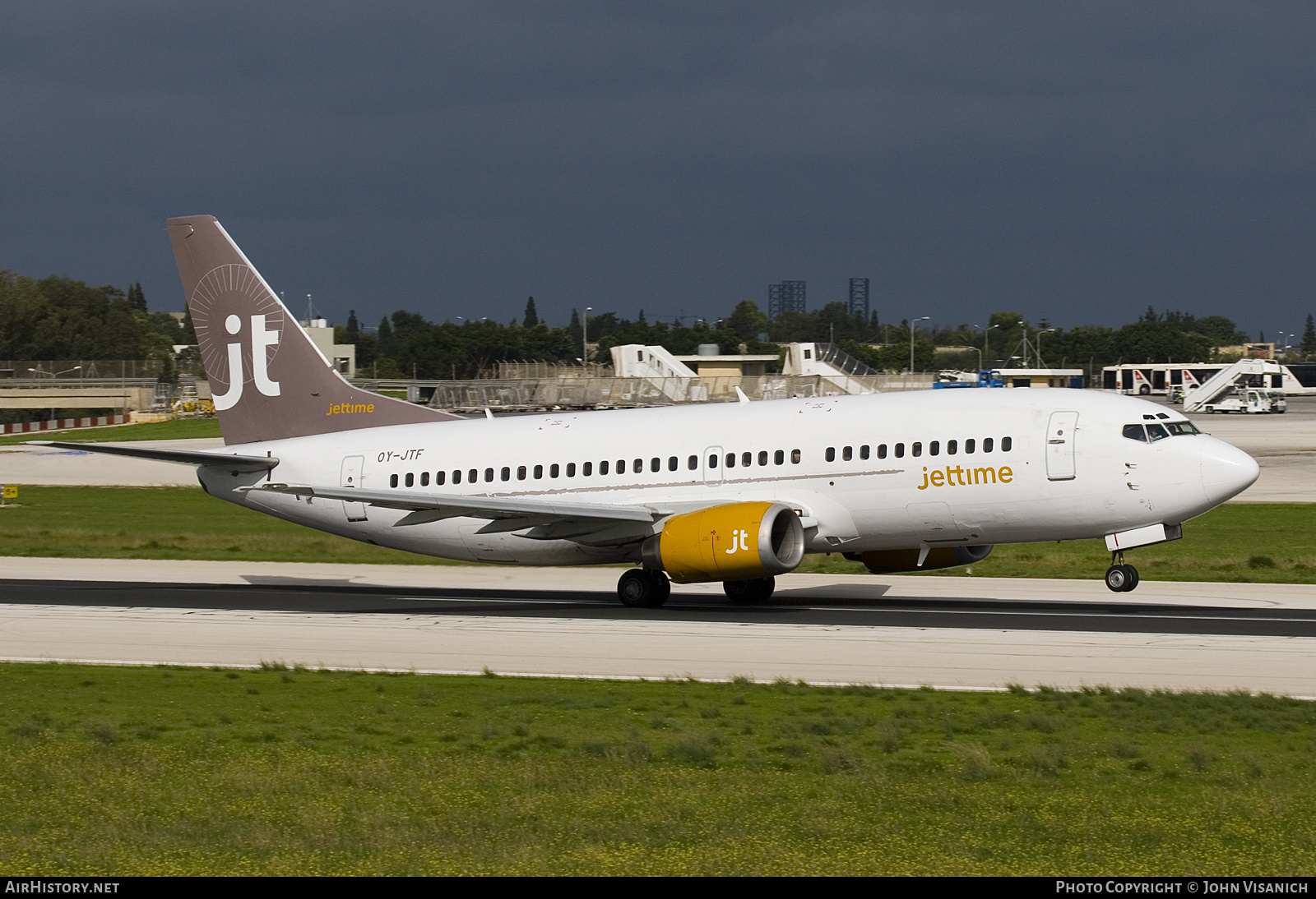 Aircraft Photo of OY-JTF | Boeing 737-382(QC) | Jettime | AirHistory.net #602056