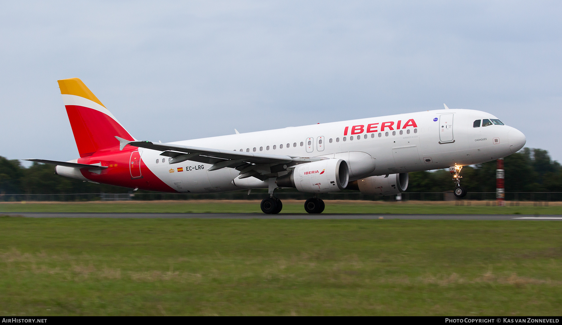 Aircraft Photo of EC-LRG | Airbus A320-214 | Iberia | AirHistory.net #602117