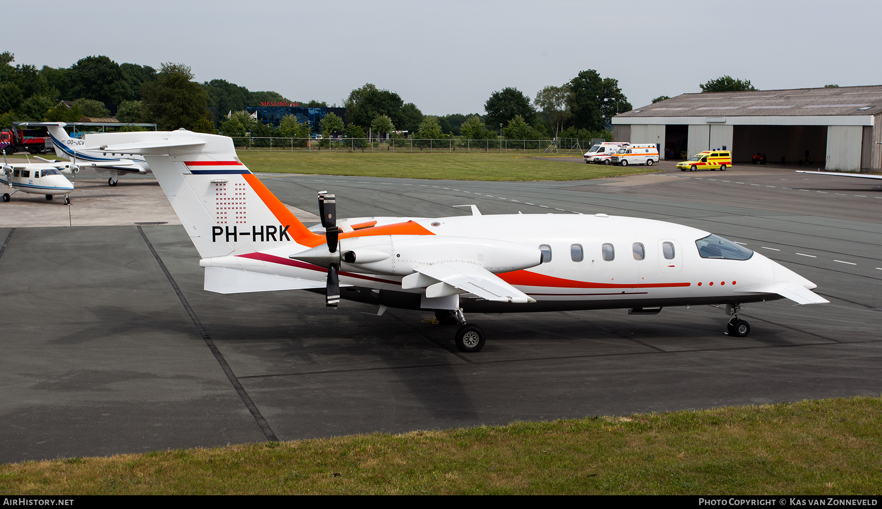 Aircraft Photo of PH-HRK | Piaggio P-180 Avanti II | Van Herk Groep | AirHistory.net #602126