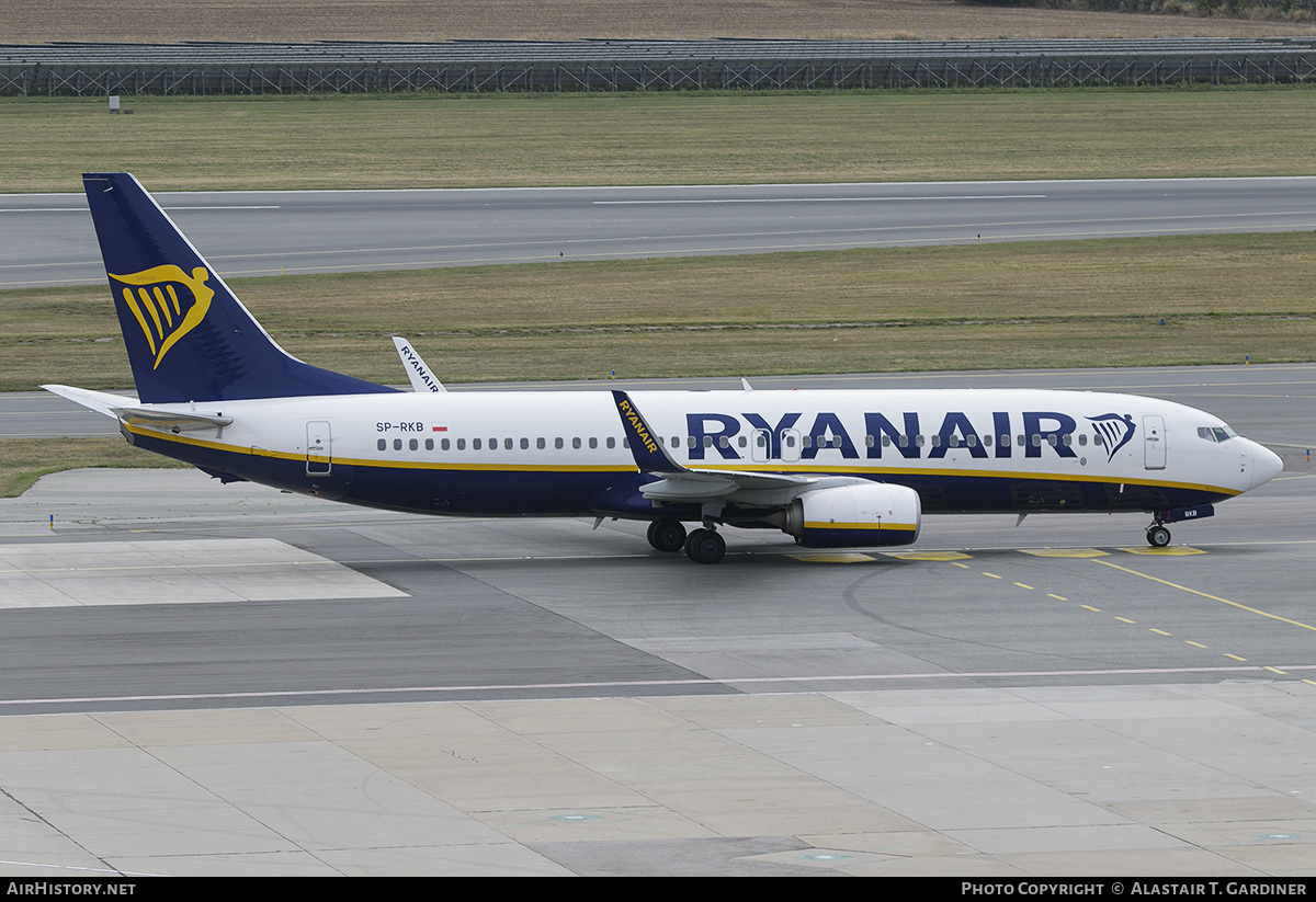 Aircraft Photo of SP-RKB | Boeing 737-8AS | Ryanair | AirHistory.net #602248