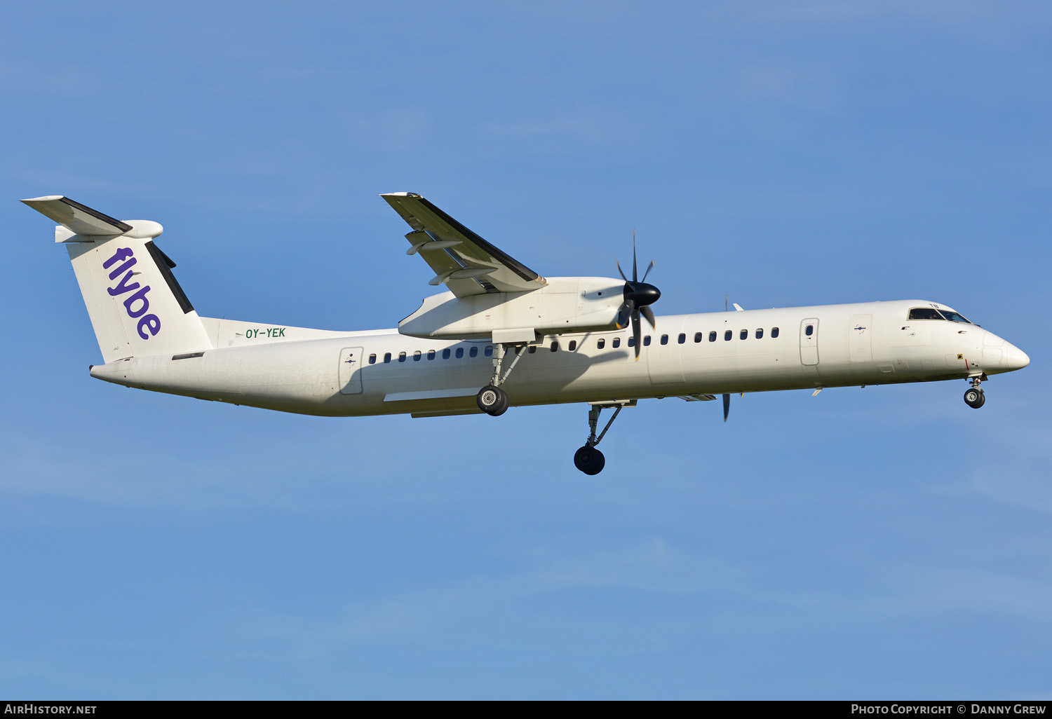 Aircraft Photo of OY-YEK | Bombardier DHC-8-402 Dash 8 | Flybe | AirHistory.net #602250