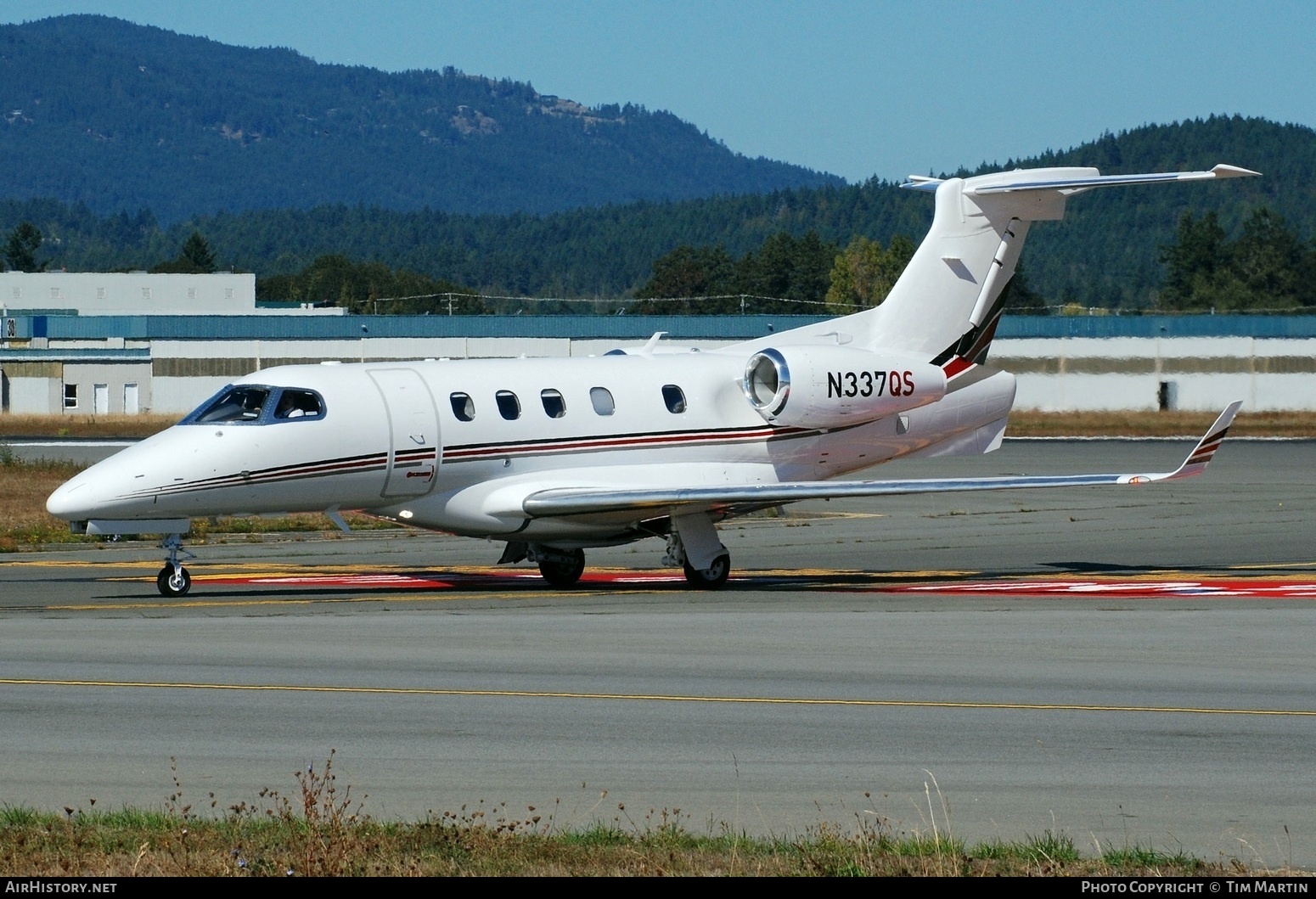 Aircraft Photo of N337QS | Embraer EMB-505 Phenom 300 | AirHistory.net #602357