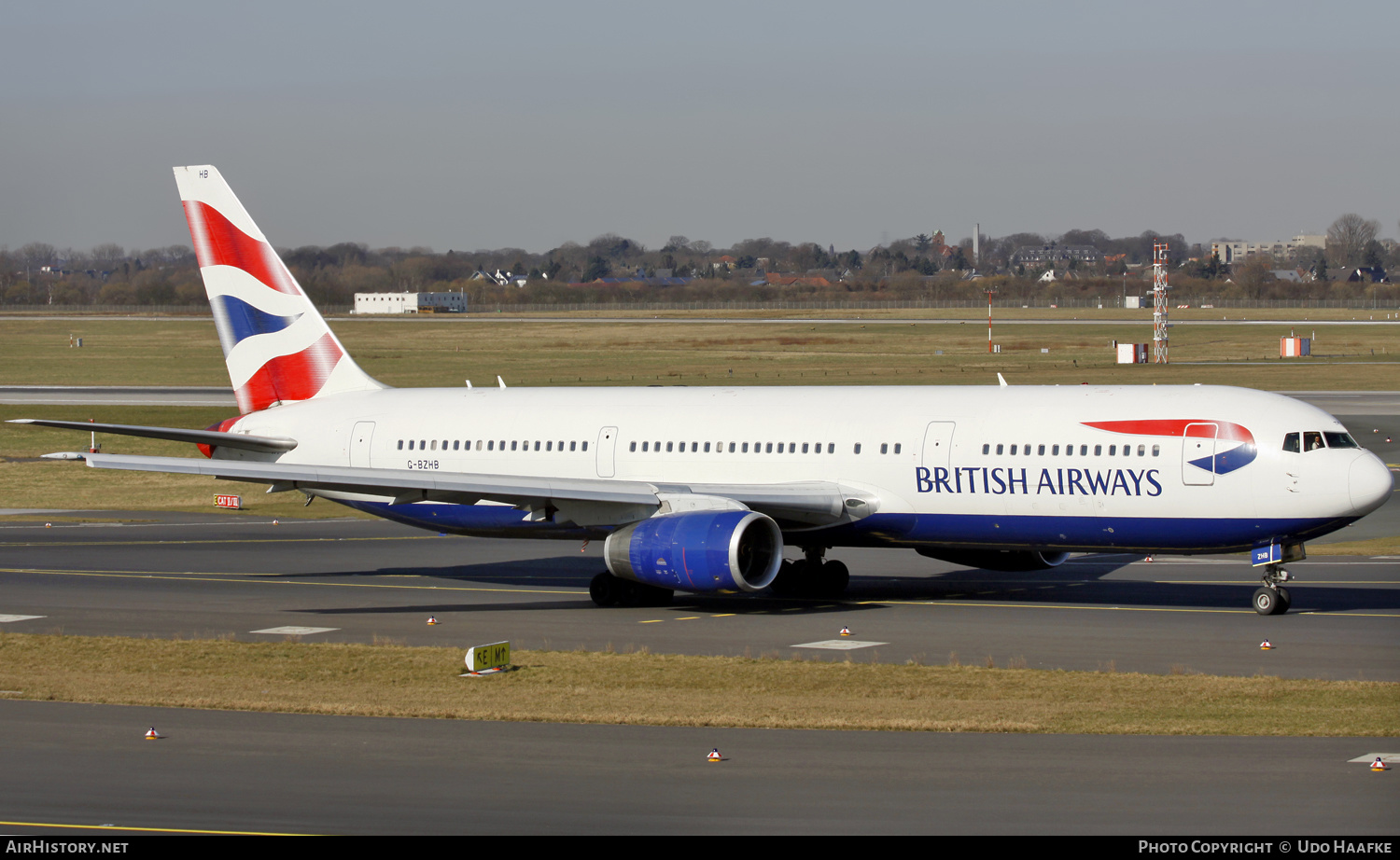 Aircraft Photo of G-BZHB | Boeing 767-336/ER | British Airways | AirHistory.net #602442