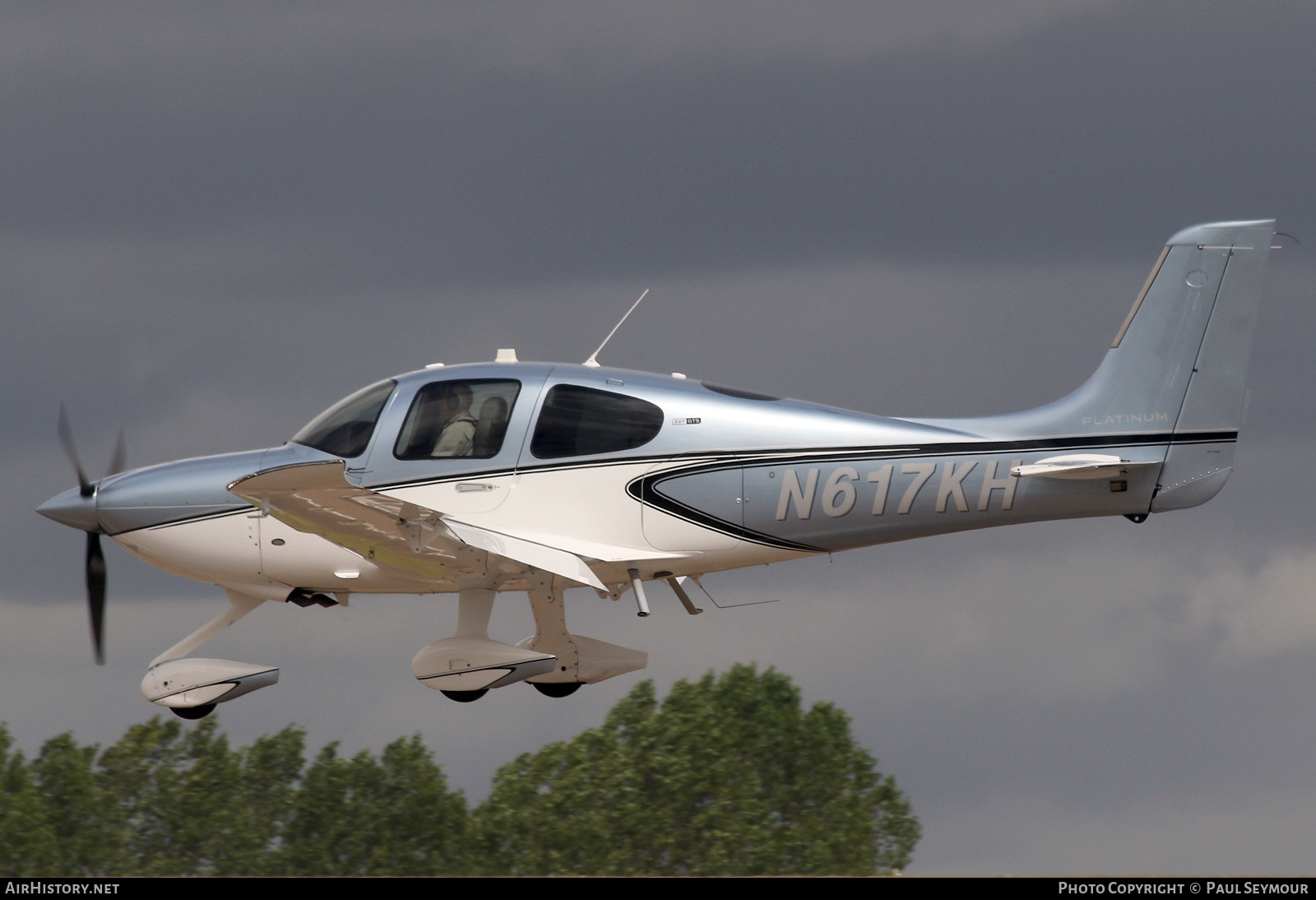 Aircraft Photo of N617KH | Cirrus SR-22T G6-GTS Platinum | AirHistory.net #602483