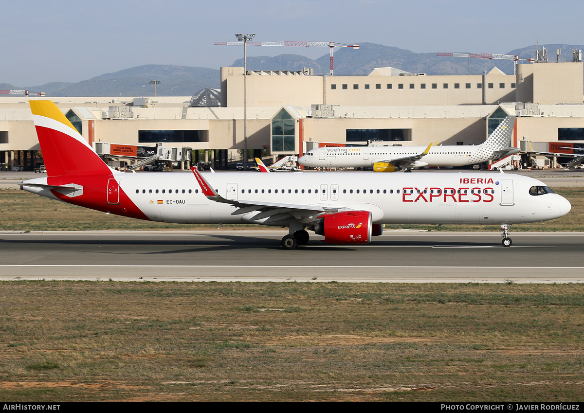 Aircraft Photo of EC-OAU | Airbus A321-271NX | Iberia Express | AirHistory.net #602654