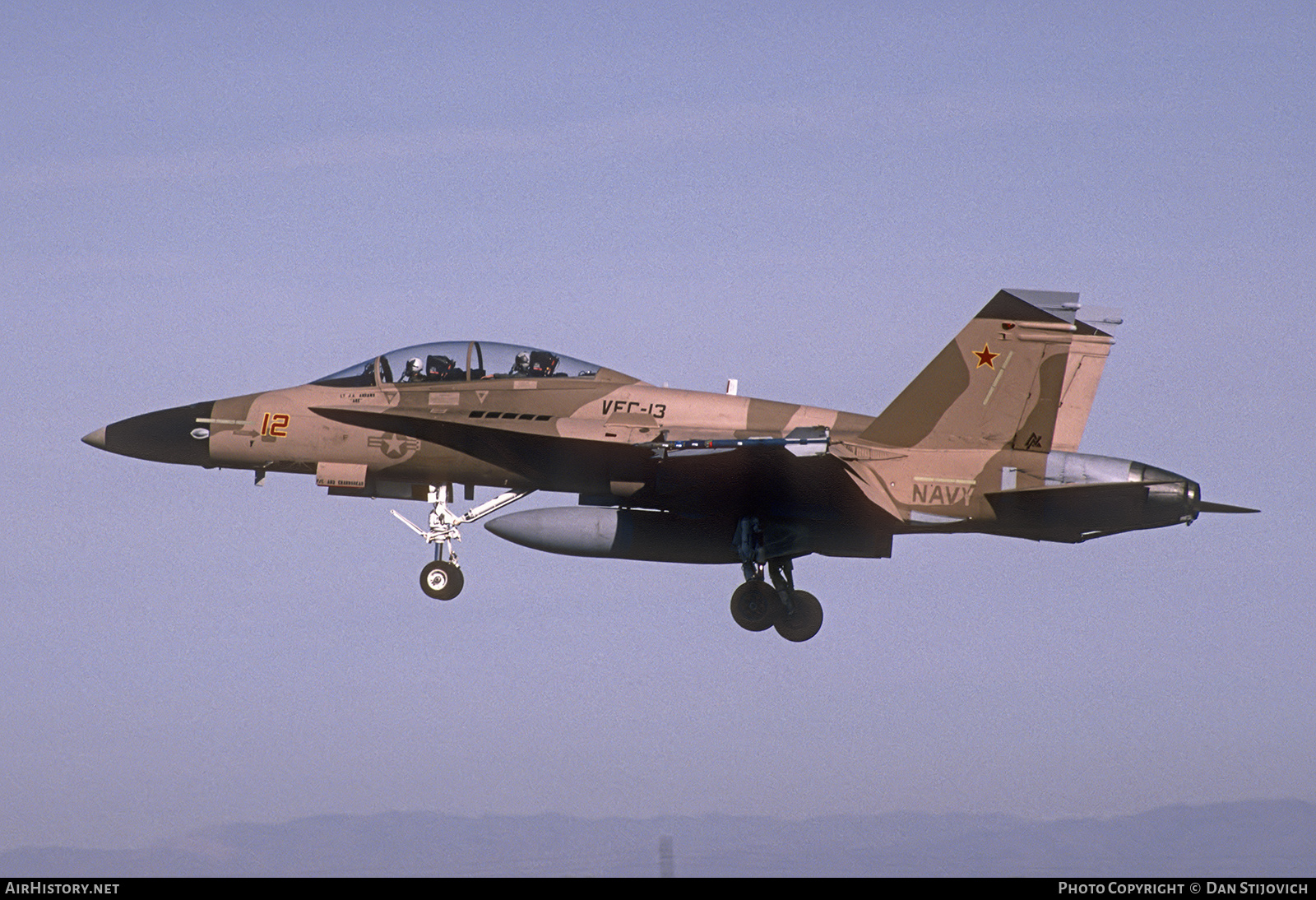 Aircraft Photo of 161740 | McDonnell Douglas F/A-18B Hornet | USA - Navy | AirHistory.net #602700