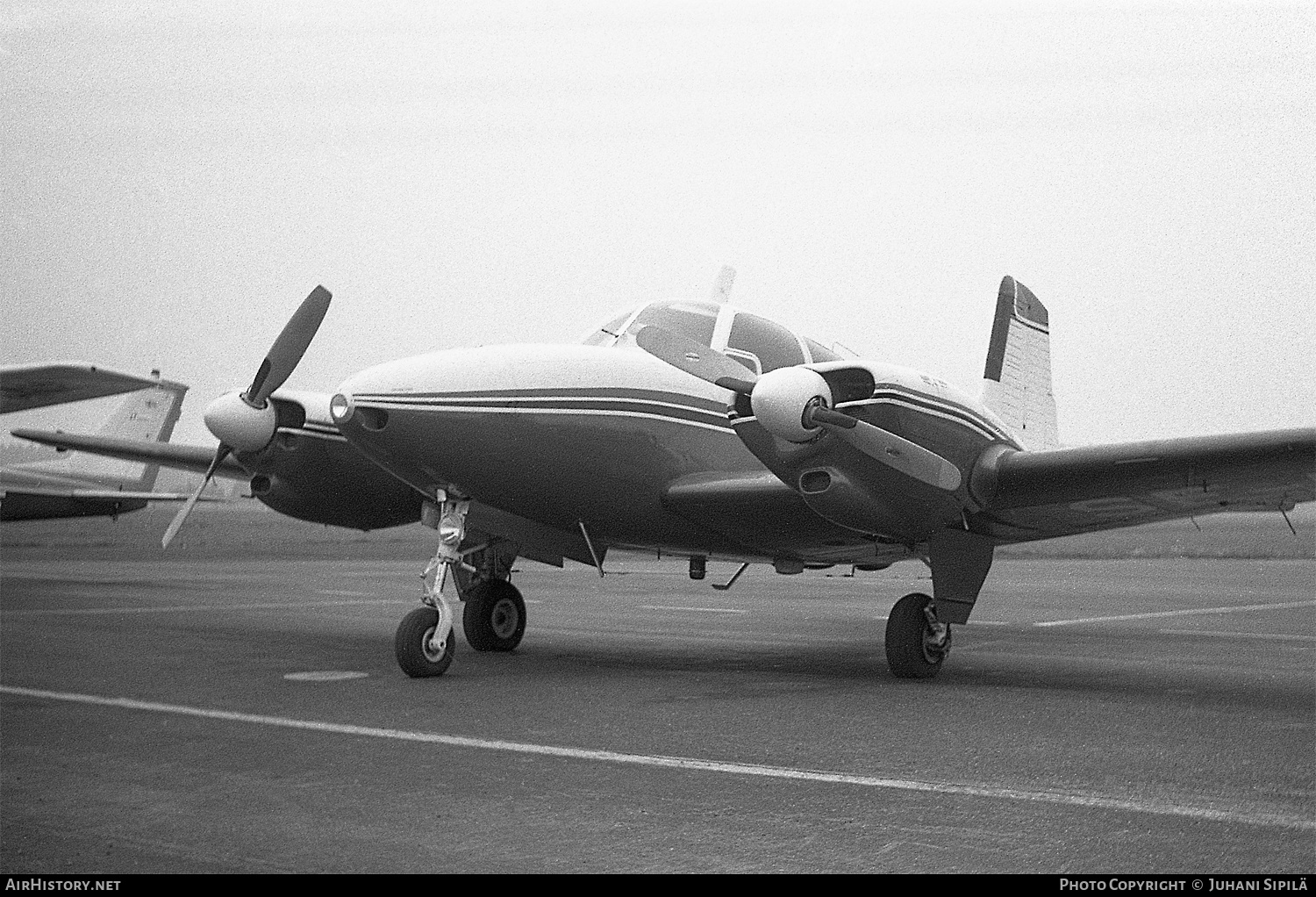 Aircraft Photo of SE-EWT | Beech D95A Travel Air | AirHistory.net #602739