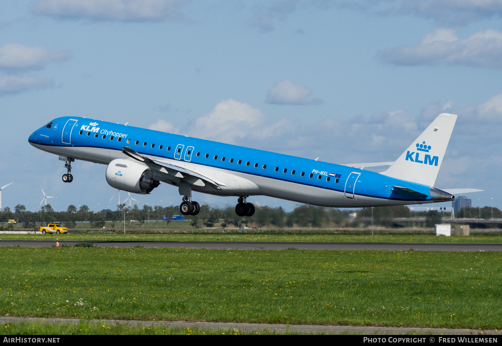 Aircraft Photo of PH-NXL | Embraer 195-E2 (ERJ-190-400) | KLM Cityhopper | AirHistory.net #602810