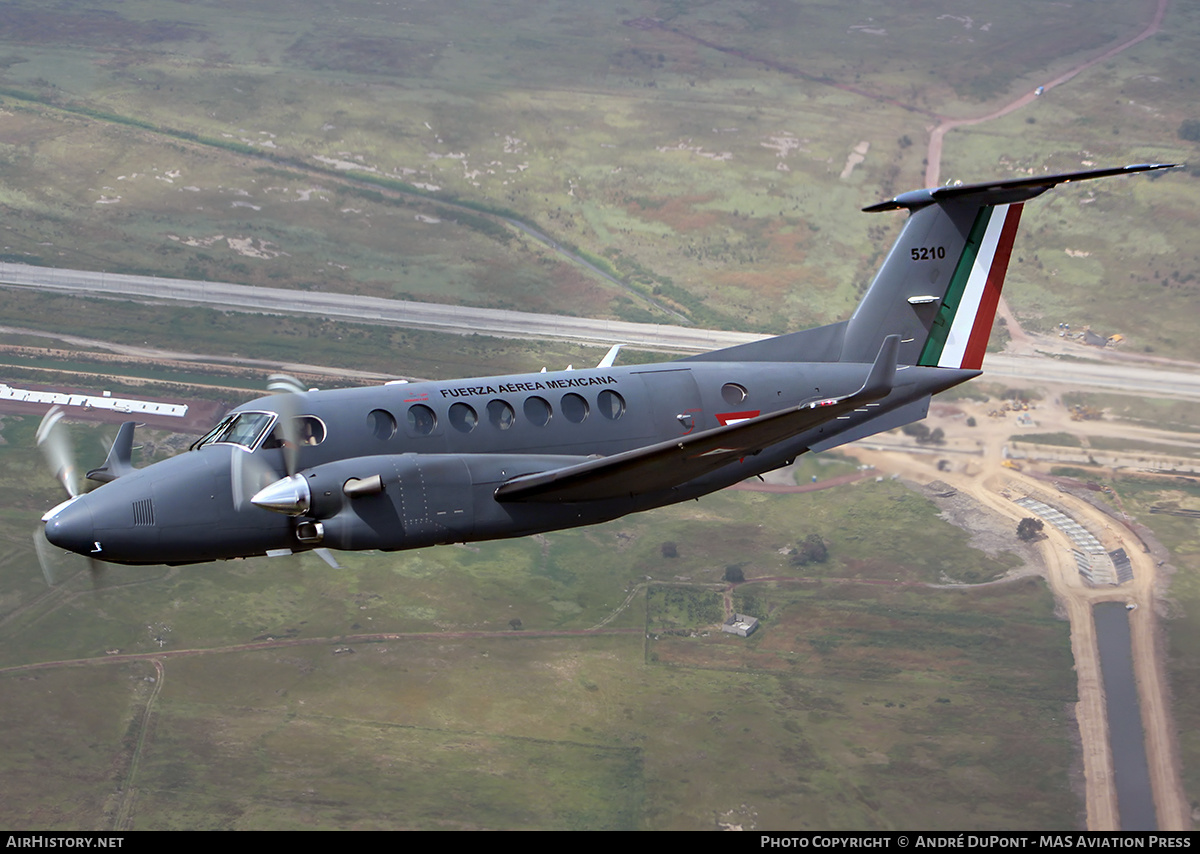 Aircraft Photo of 5210 | Beechcraft 350i King Air (B300) | Mexico - Air Force | AirHistory.net #602882