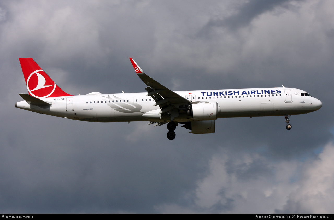 Aircraft Photo of TC-LSR | Airbus A321-271NX | Turkish Airlines | AirHistory.net #602891