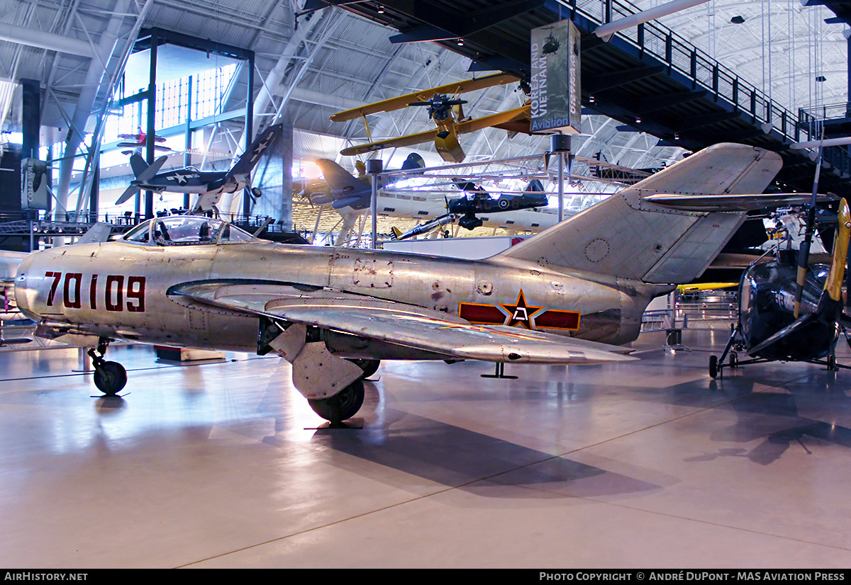 Aircraft Photo of 70109 | Mikoyan-Gurevich MiG-15bis | China - Air Force | AirHistory.net #602894