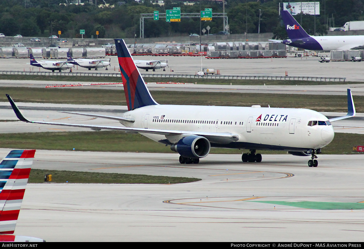Aircraft Photo of N155DL | Boeing 767-3P6/ER | Delta Air Lines | AirHistory.net #602920