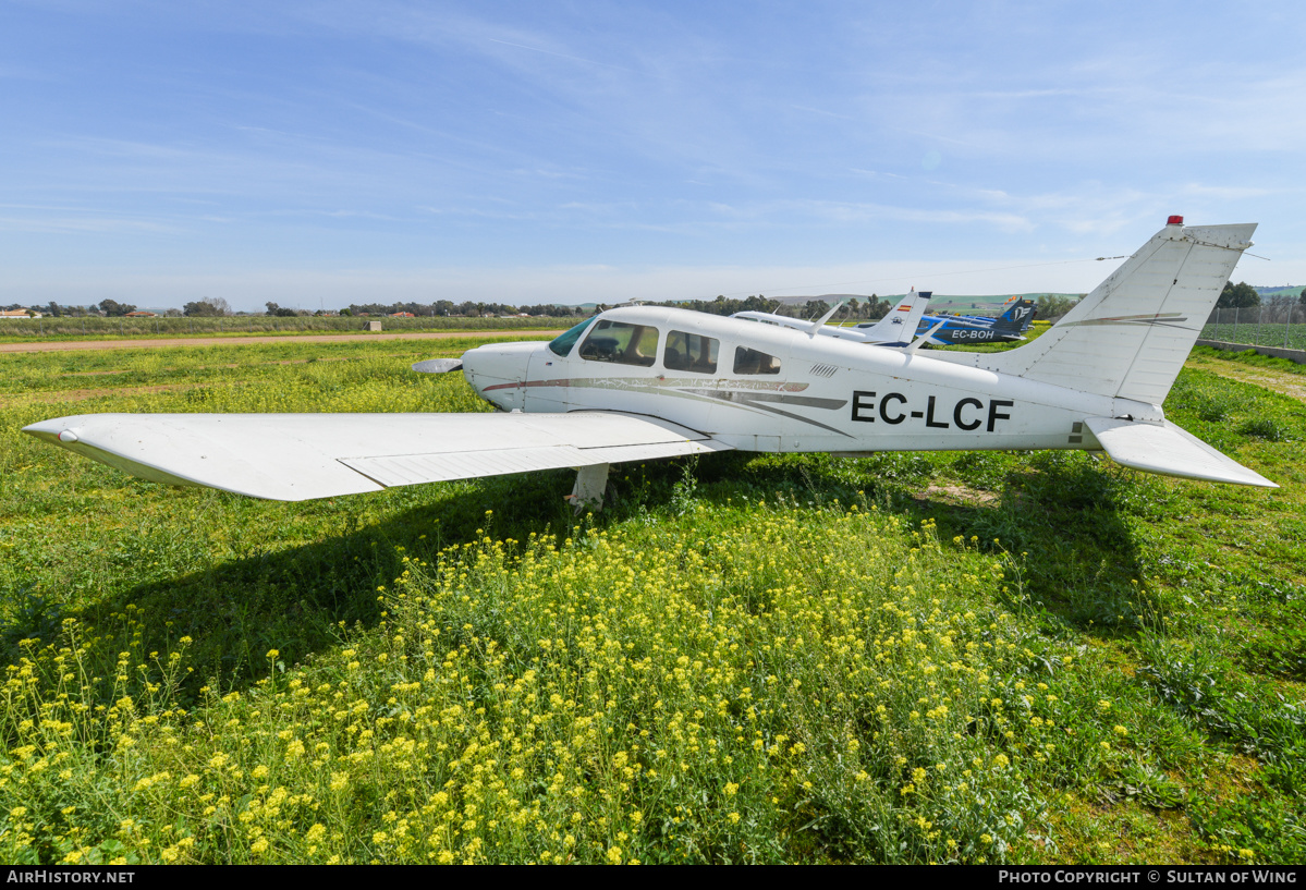 Aircraft Photo of EC-LCF | Piper PA-28R-200 Cherokee Arrow II | AirHistory.net #602941