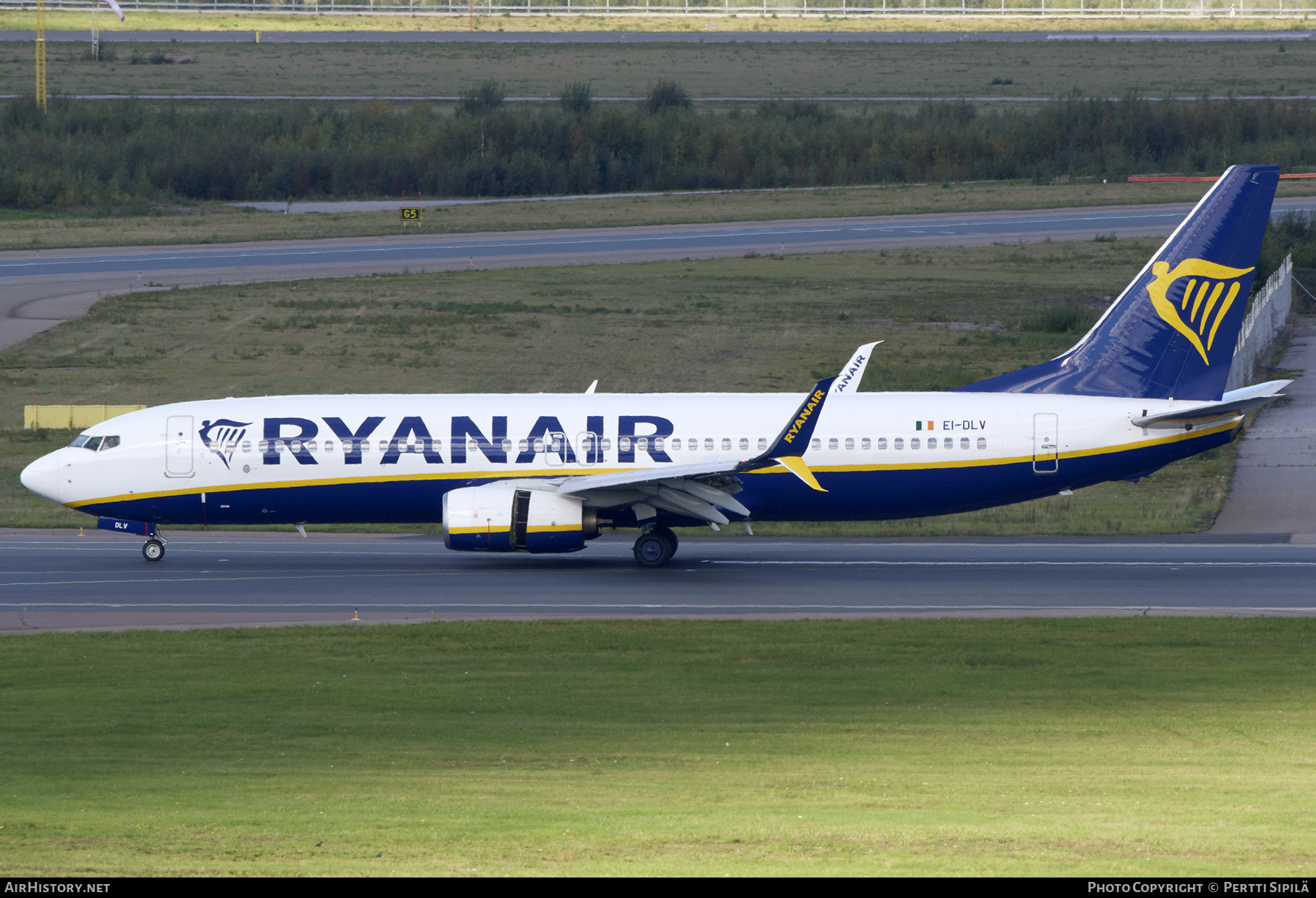 Aircraft Photo of EI-DLV | Boeing 737-8AS | Ryanair | AirHistory.net #602962