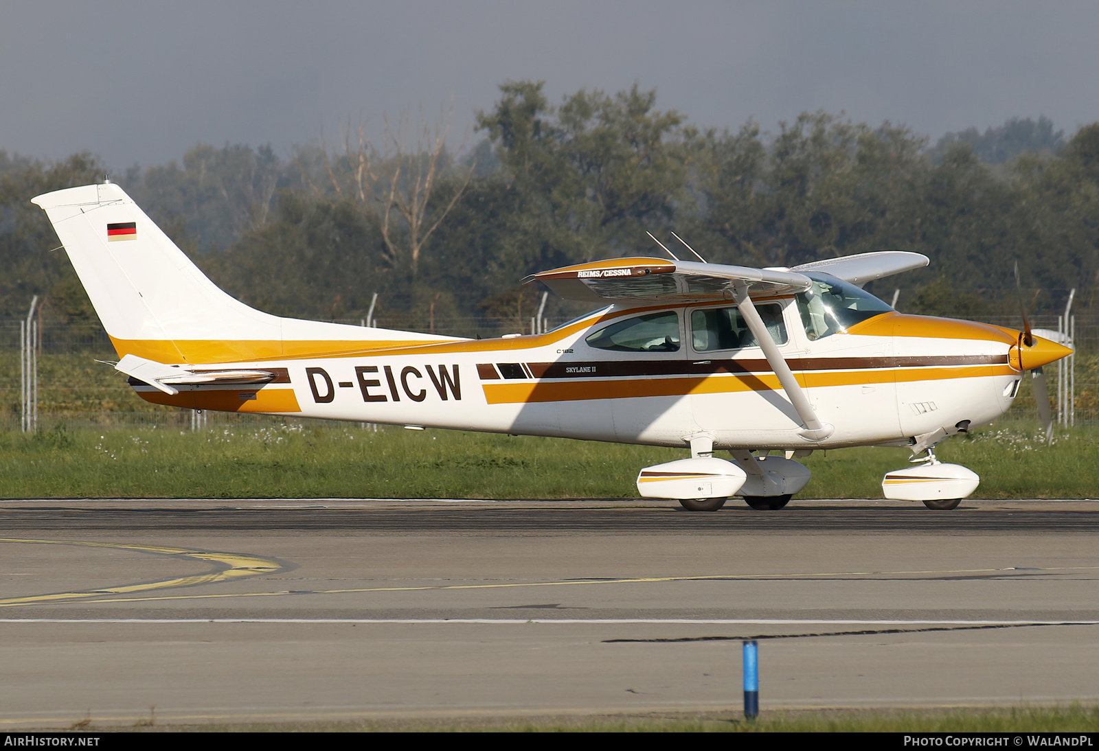 Aircraft Photo of D-EICW | Reims F182Q Skylane II | AirHistory.net #602964