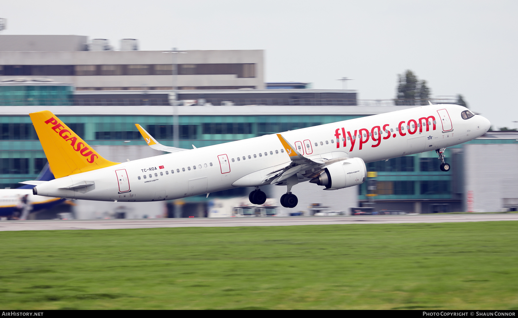 Aircraft Photo of TC-RDA | Airbus A321-251NX | Pegasus Airlines | AirHistory.net #603318