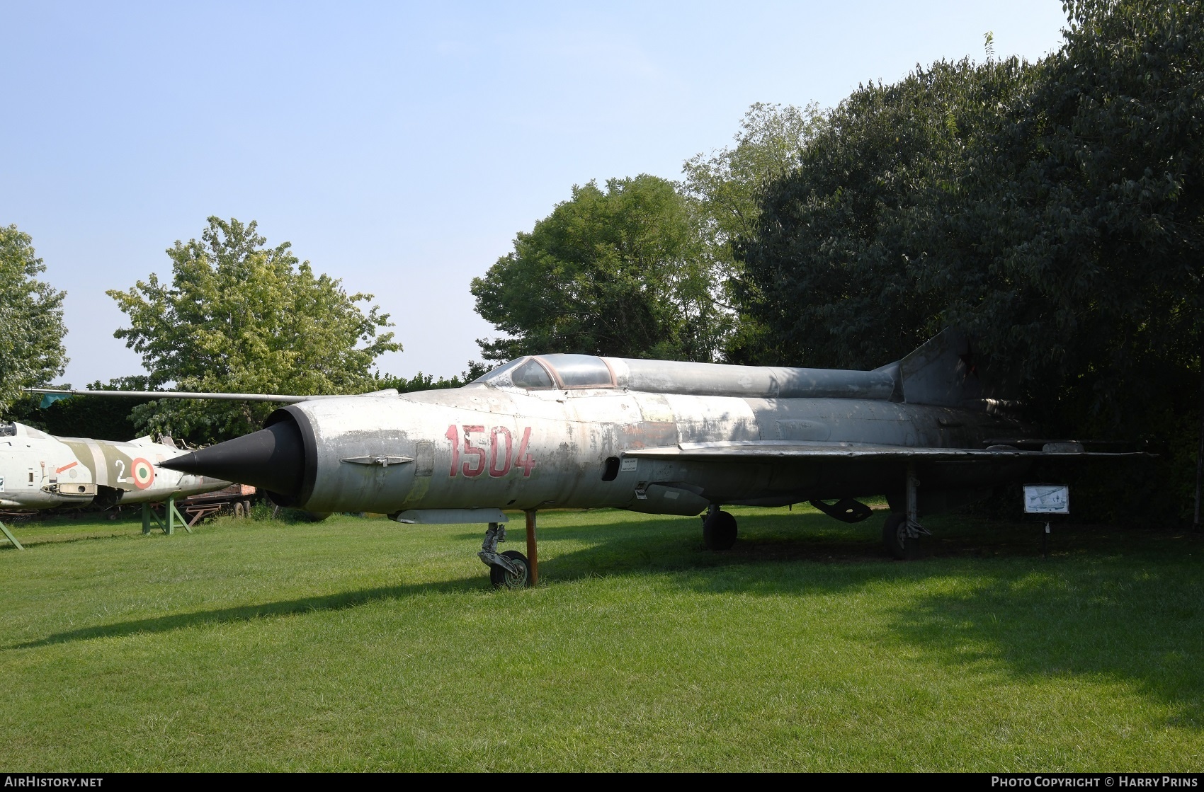 Aircraft Photo of 1504 | Mikoyan-Gurevich MiG-21R | Romania - Air Force | AirHistory.net #603345