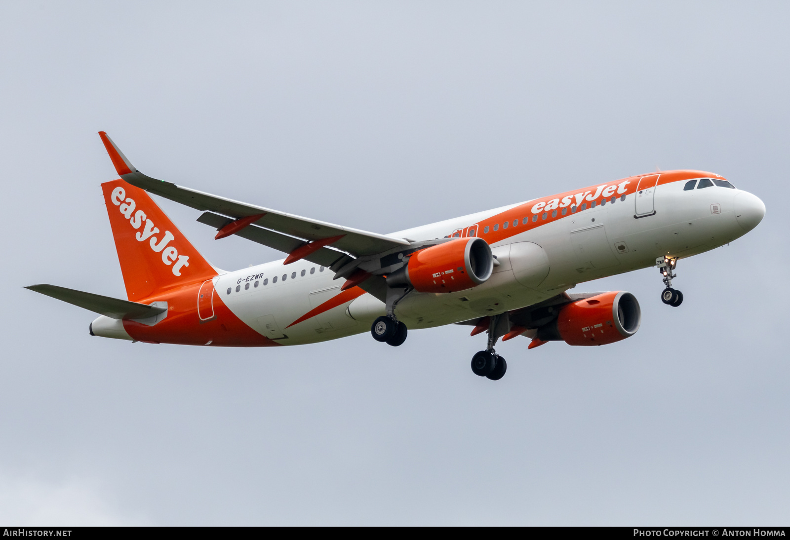 Aircraft Photo of G-EZWR | Airbus A320-214 | EasyJet | AirHistory.net #603444