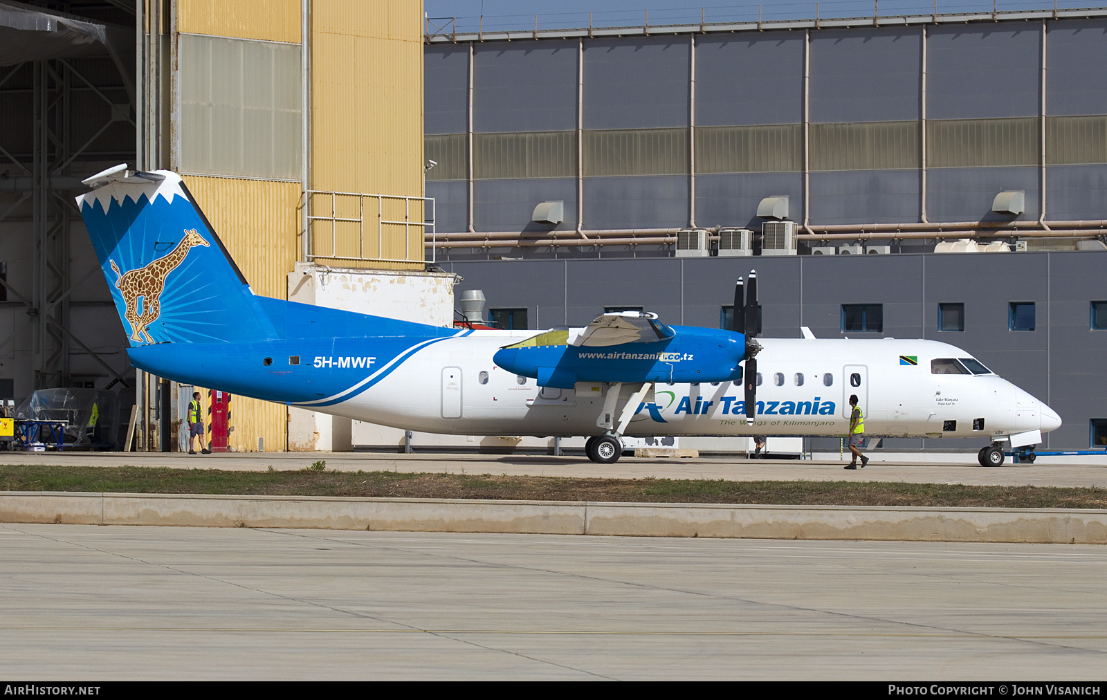 Aircraft Photo of 5H-MWF | Bombardier DHC-8-311Q Dash 8 | Air Tanzania | AirHistory.net #603463