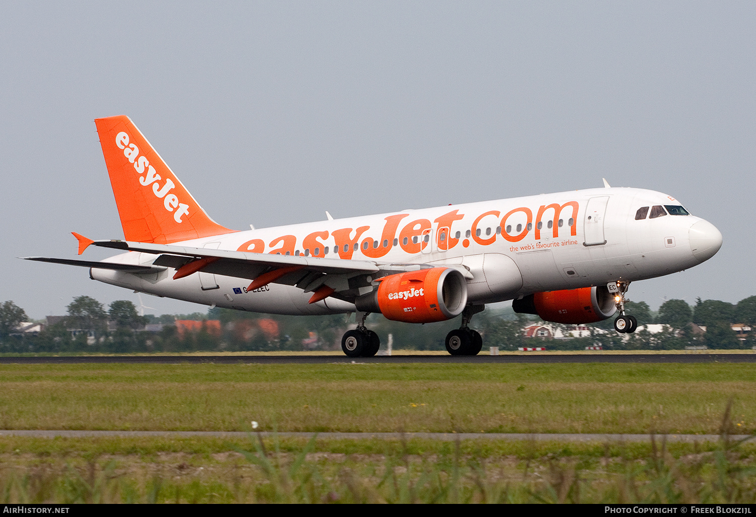 Aircraft Photo of G-EZEC | Airbus A319-111 | EasyJet | AirHistory.net #603477