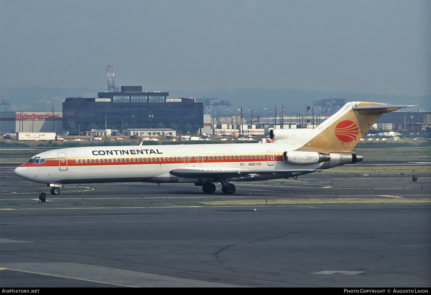 Aircraft Photo of N88709 | Boeing 727-224 | Continental Airlines | AirHistory.net #603527