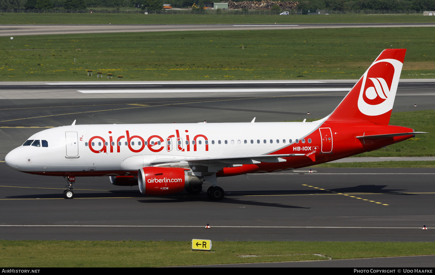 Aircraft Photo of HB-IOX | Airbus A319-112 | Air Berlin | AirHistory.net #603880