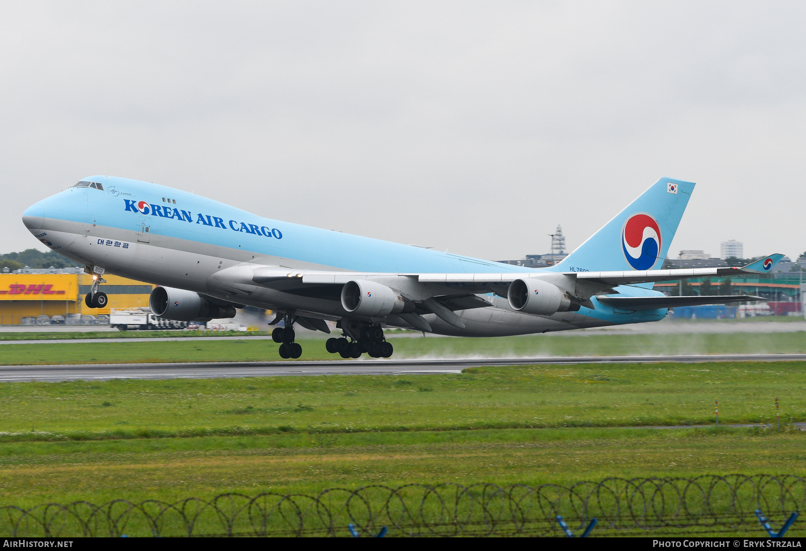 Aircraft Photo of HL7602 | Boeing 747-4B5F/ER/SCD | Korean Air Cargo | AirHistory.net #603945
