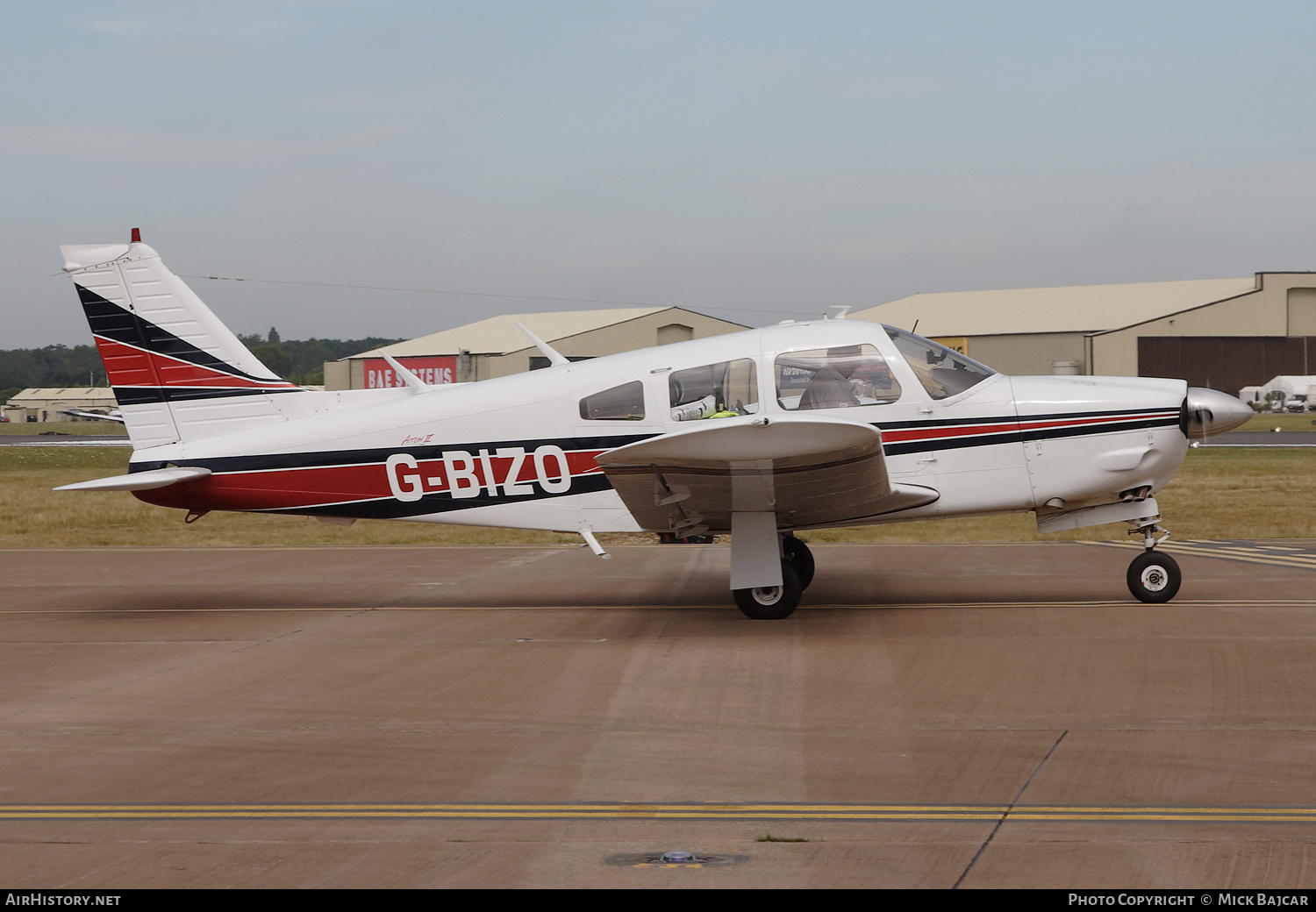 Aircraft Photo of G-BIZO | Piper PA-28R-200 Cherokee Arrow II | AirHistory.net #603953