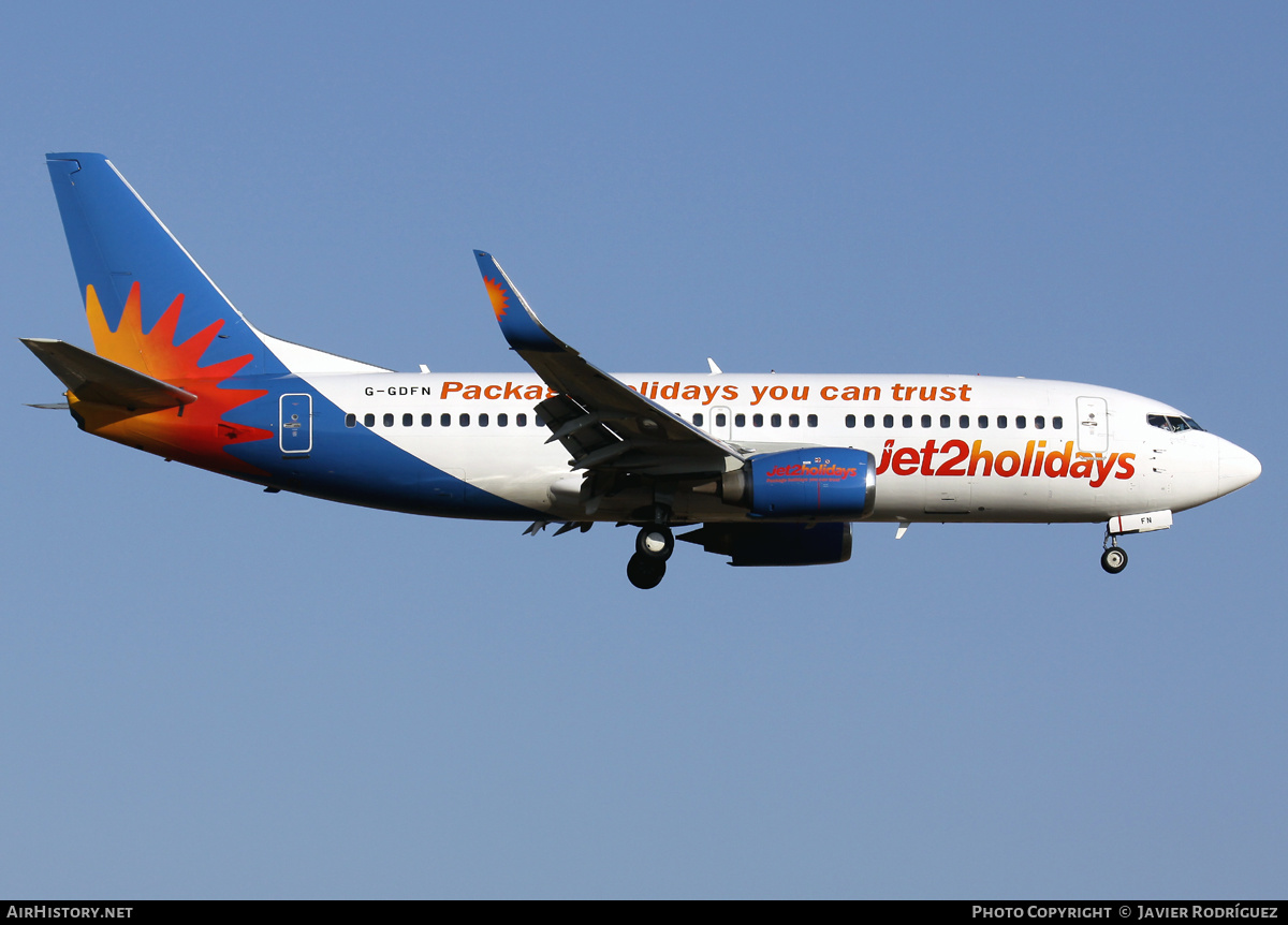 Aircraft Photo of G-GDFN | Boeing 737-33V | Jet2 Holidays | AirHistory.net #604108