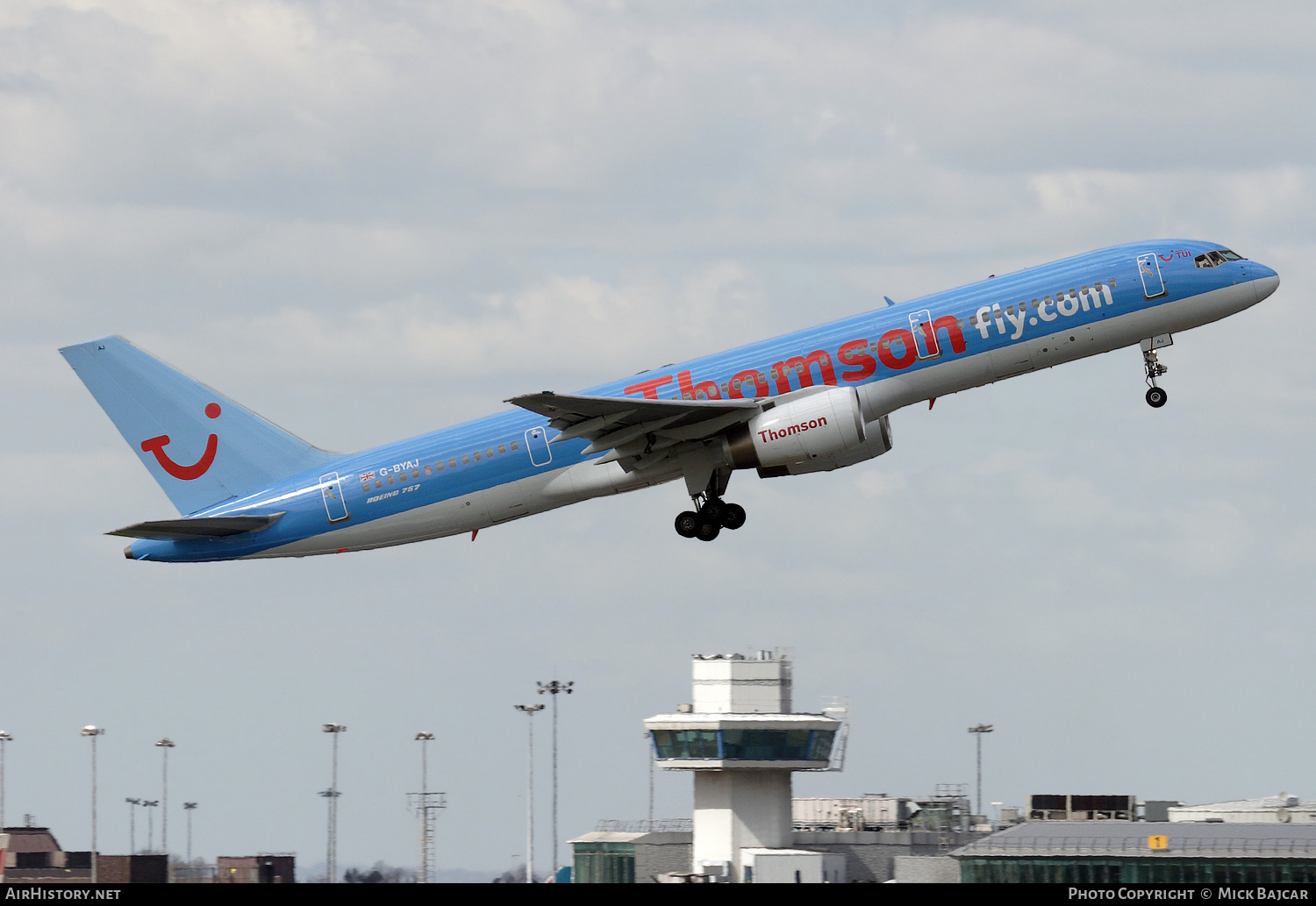 Aircraft Photo of G-BYAJ | Boeing 757-204 | Thomsonfly | AirHistory.net #604134