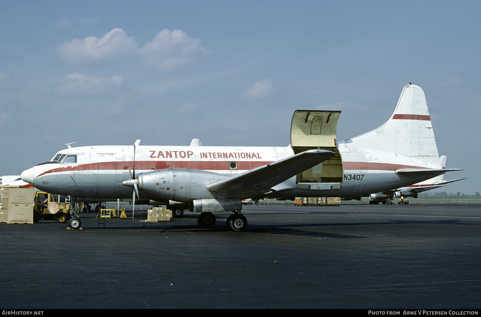 Aircraft Photo of N3407 | Convair 640 | Zantop International Airlines | AirHistory.net #604325