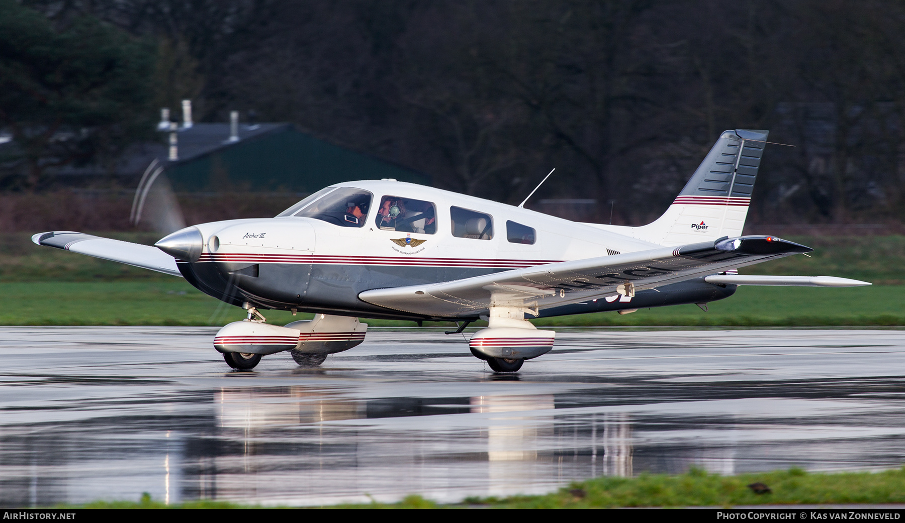 Aircraft Photo of PH-TGL | Piper PA-28-181 Archer III | NNAC - Noord-Nederlandse Aero Club | AirHistory.net #604459