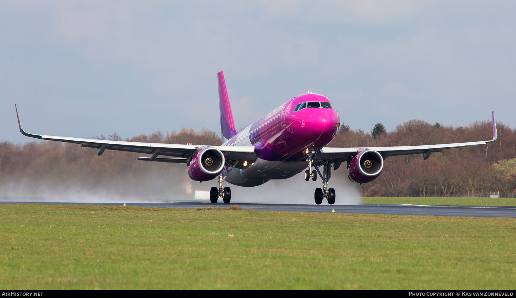Aircraft Photo of HA-LYN | Airbus A320-232 | Wizz Air | AirHistory.net #604466