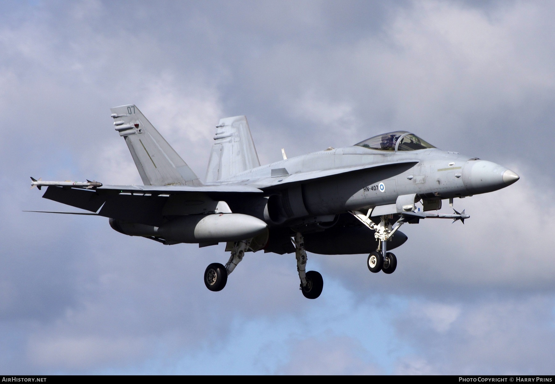 Aircraft Photo of HN-407 | McDonnell Douglas F/A-18C Hornet | Finland - Air Force | AirHistory.net #604468